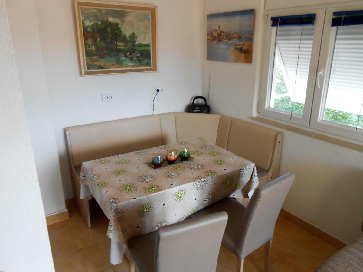 Gogi Apartman Donji Okrug  Eksteriør billede